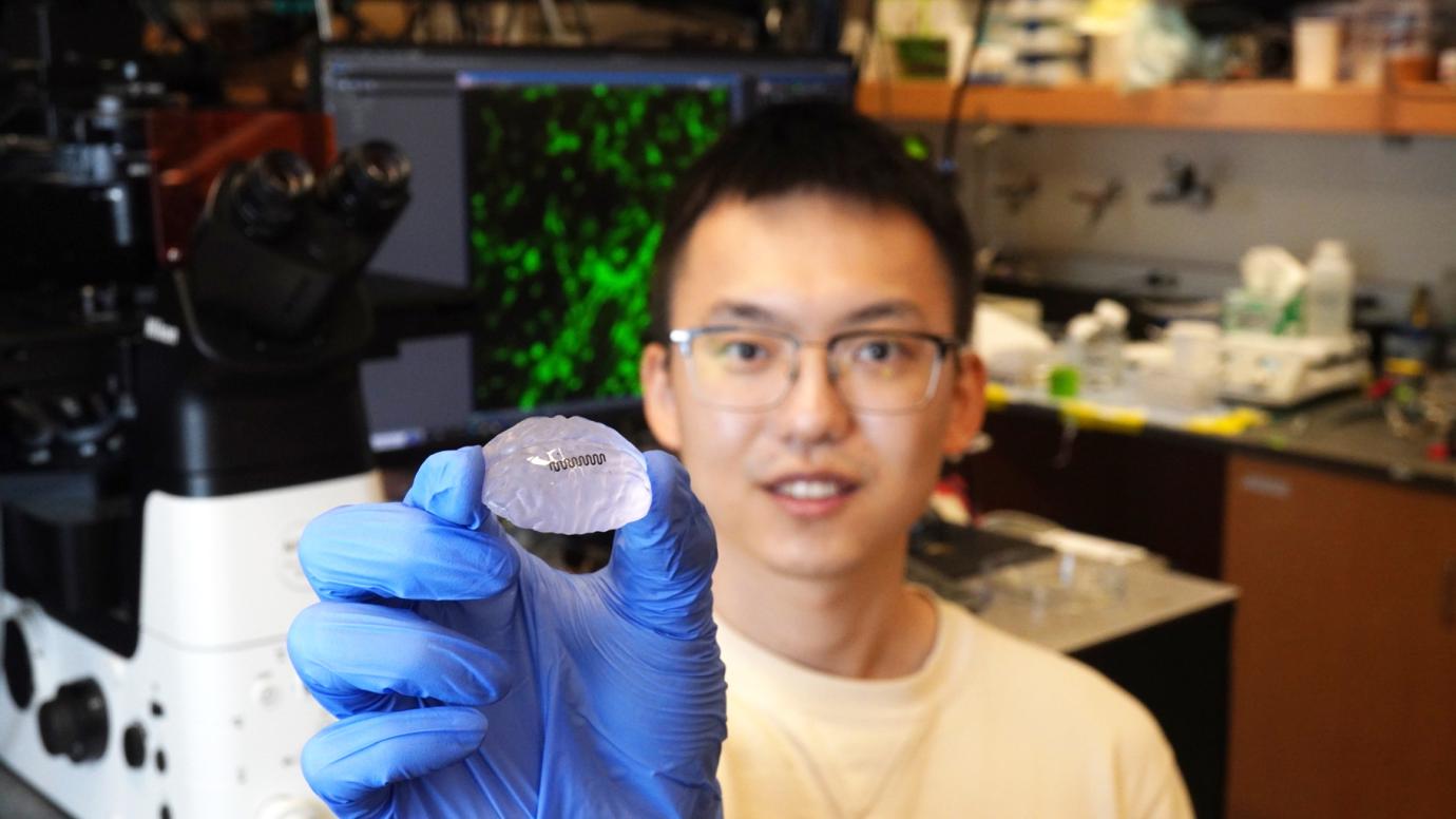 Scientists Turn Lithium-Ion Battery Tech Into Pain-Relief Patch
