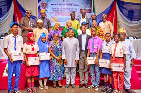 Sanwo-Olu Drops Big Update! Over 600,000 Lagos Students Receive Smart Tablets